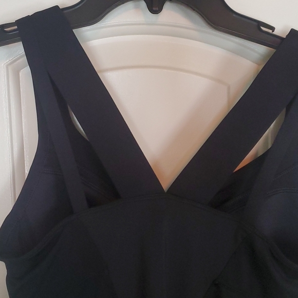 Nike dri-fit tank top - Picture 3 of 4